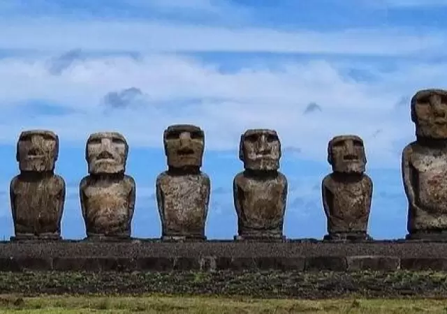 standing-moai-at-ahu-tongariki-easter-island-pacific-ocean-jpg.