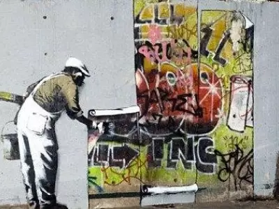 robbo-va-banksy-02