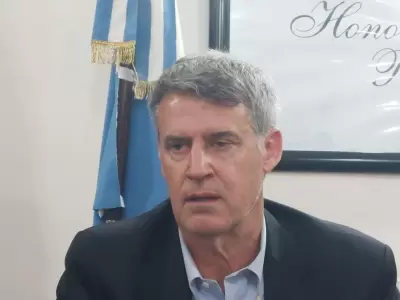 prat-gay-jpeg.