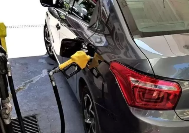 petroleras-realizaron-un-acuerdo-de-suba-con-el-gobierno-jpg.