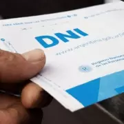 Las víctimas de las inundaciones en Bahía Blanca recibirán su DNI gratis