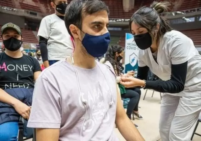 vacunacio?n-coronavirus-mendoza