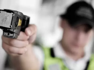 pistola-taser-jpg.