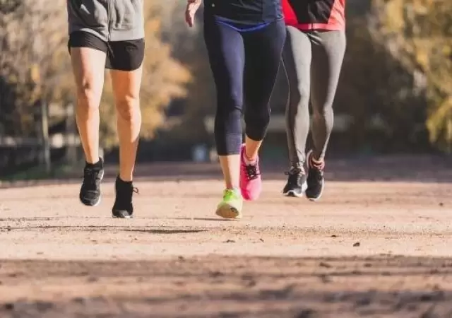 gente-corriendo