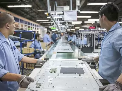 trabajo-empleo-industria-png.