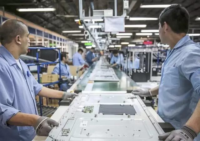 trabajo-empleo-industria-png.