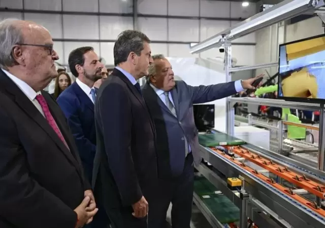 inauguracion-massa-tecnologia-portada-1000-1100-jpg.