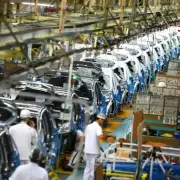 La industria atenu su cada en julio y podra crecer en agosto