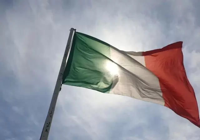 bandera-italia-jpg.