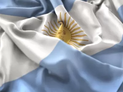 bandera-argentina-belgrano-colores-origen-dudas-teoria-jpg.
