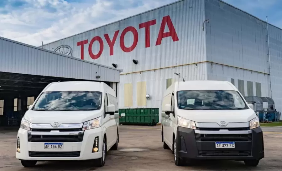 toyota-hiace-jpg.