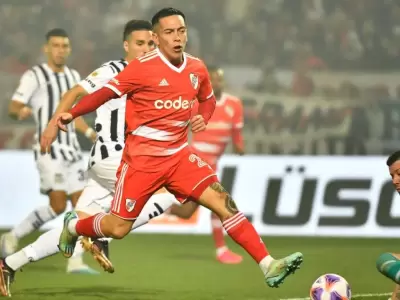 f1hjk8zxgaaoilm-jpg.