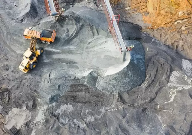 pexels-tom-fisk-2101137-jpg.