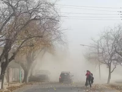 Llega el viento Zonda a Cuyo, se retira el calor y hay alerta por granizo