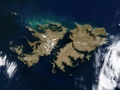 06-11-20-especial-malvinas-islasmalvinassatelital-jpg.