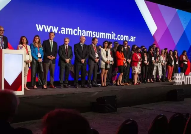 2339-afs-amcham-summit-20220510--e4a6291-1024x683-jpg.