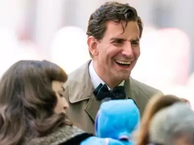 bradley-cooper-filming-maestro-in-central-park-jpg.
