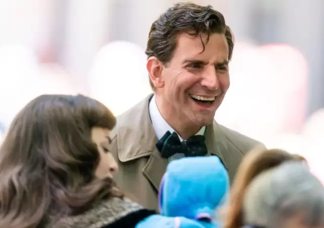 bradley-cooper-filming-maestro-in-central-park-jpg.