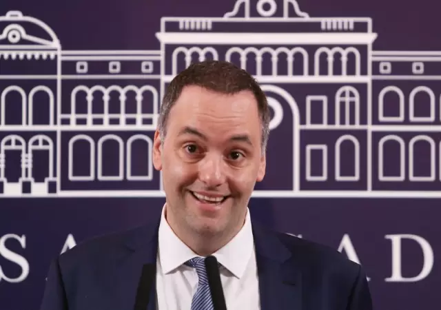 manuel-adorni--jpg.