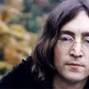 El día que el mundo se detuvo: A 45 años del asesinato de John Lennon frente al edificio Dakota