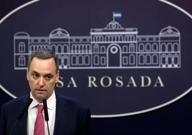 manuel-adorni-jpg.