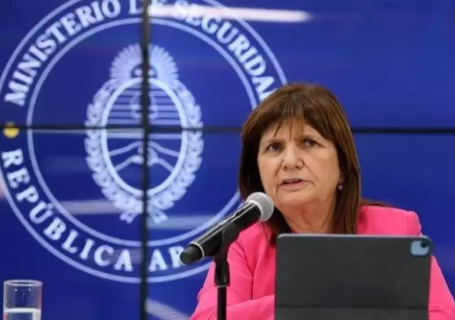 bullrich--jpg.