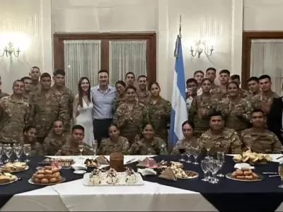 ano-nuevo-faa-petri-jpg.