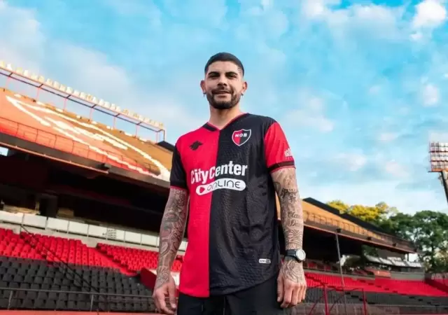 Ever Banega cuando fue presentado en Newell's. Ya se desvincul�