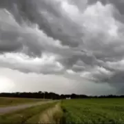 Lluvias y tormentas de fuerte intensidad azotan al centro del pa�s