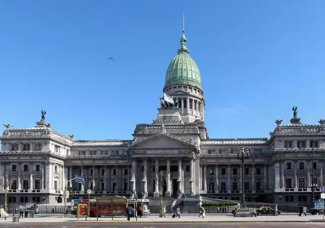 1024px-congreso-nacional-buenos-aires-jpg.
