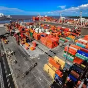 Octubre cerr� con un fuerte super�vit de balanza comercial