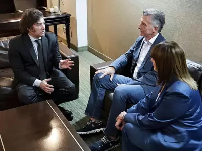 macri-milei-pato-123-jpg.