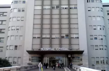 Andrea Mara Quiroga, de 38 aos, fue trasladada al Hospital Central, donde lamentablemente falleci a las 9.34.