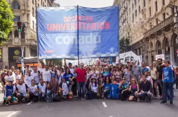 Por unanimidad, la Conadu ratifica paro de 48 horas.