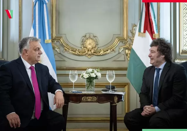 El primer ministro hngaro Viktor Orban con el presidente Javier Milei