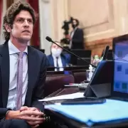 Respondi Lousteau: "Hay plata para todo, pero no hay 18 mil pesos para los jubilados"