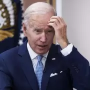 Video viral de Meloni orientando a Biden: a dnde mira, Presidente?