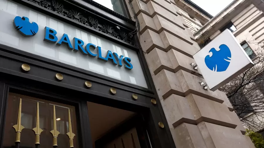 Para el Banco Barclays, el Banco Central deber�a acumular mayores reservas en �poca de cosecha y pico de exportaciones.