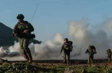 Tropas israeles se alistan para avanzar sobre territorio de El Lbano