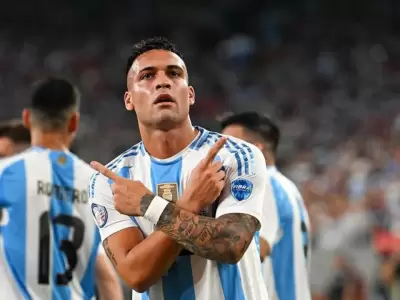 La Seleccin lo intent hasta el final y Martnez marc su gol, logrando tres puntos decisivos para Argentina.