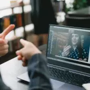 Así puedes usar la Inteligencia Artificial para aprender inglés de manera rápida