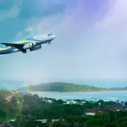 Lo que te puede pasar si tomas alcohol en el avión