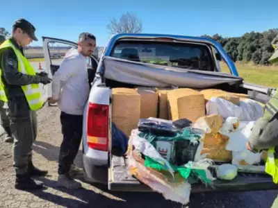 Los ocupantes de la camioneta fueron apresados luego de una persecucin que dur varios minutos.