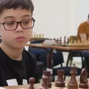 Faustino Oro sigue haciendo historia y venci� al 2 del mundo