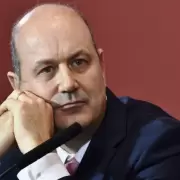Sturzenegger desembarca en su ministerio con amplias atribuciones