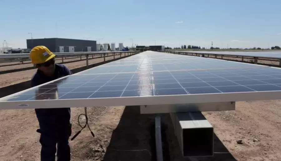 Paneles solares ubicas en Palmira, departamento San Martn.