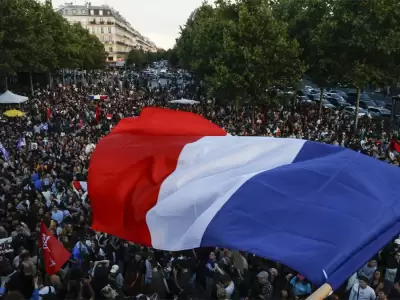 Festejos en Francia tras las elecciones.
