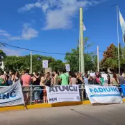 Docentes de universidades públicas siguen el plan de lucha con un paro de 48 horas