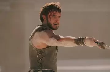 La sangrienta batalla entre Paul Mescal y Pedro Pascal en el triler de 'Gladiador 2'