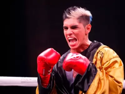 Fernando Mart�nez llamado a hacer historia en el boxeo mundial.